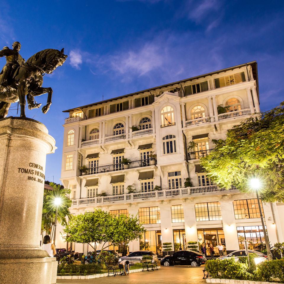 American Trade Hotel